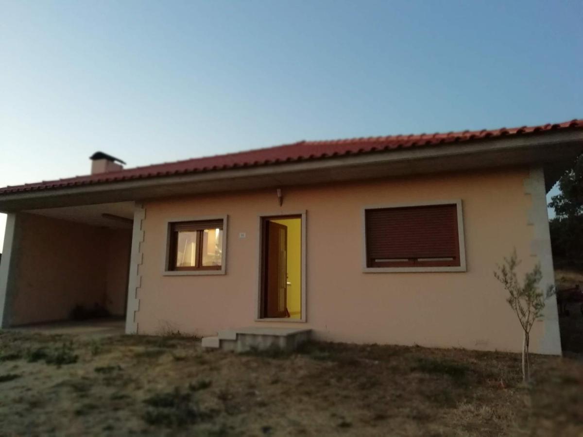 Casa Da Fonte Em Prada, Vinhais Exteriér fotografie