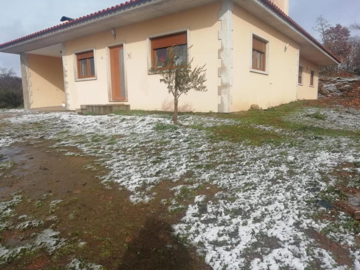 Casa Da Fonte Em Prada, Vinhais Exteriér fotografie